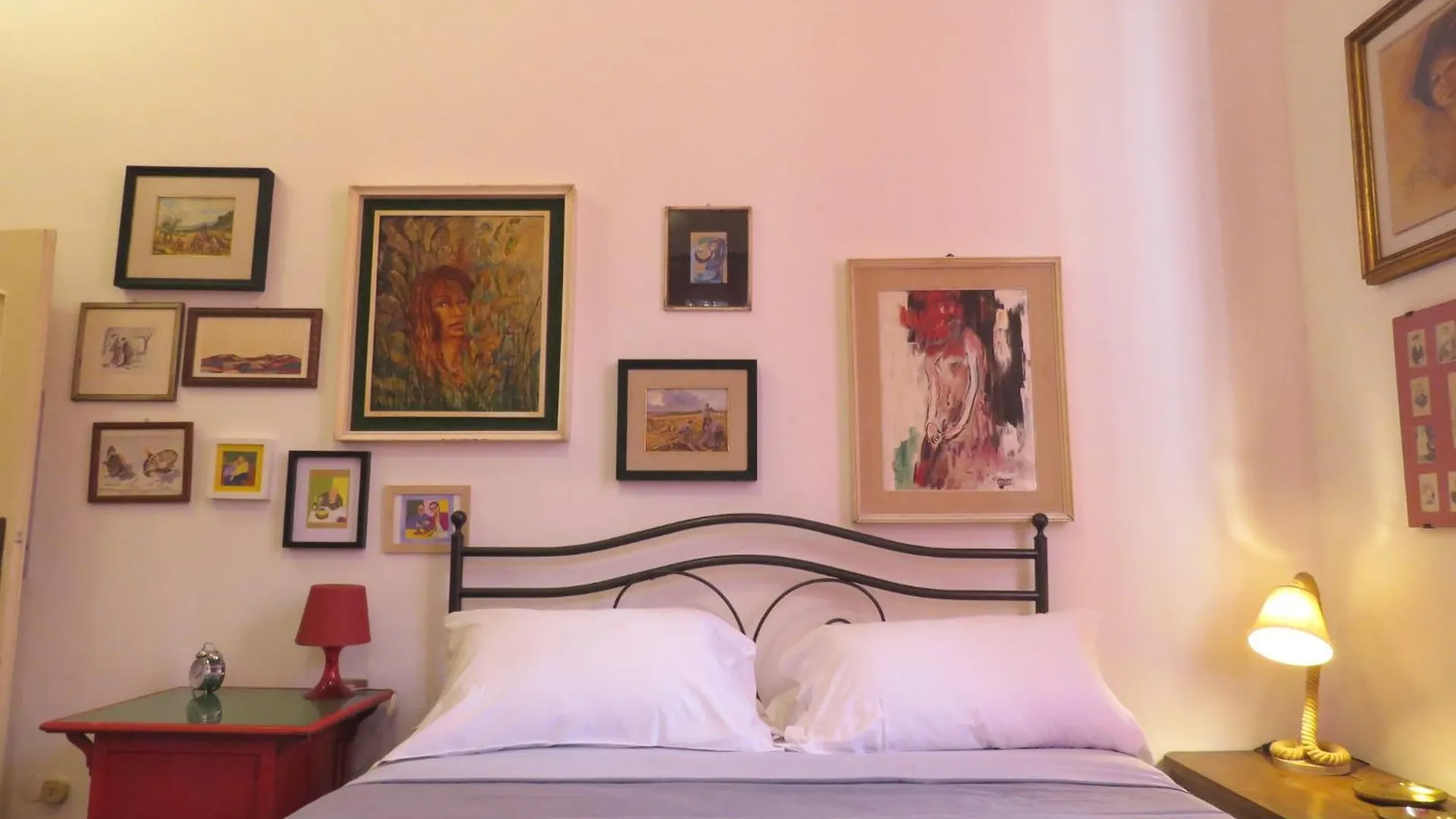 Modigliani Apartment Bologna Italy